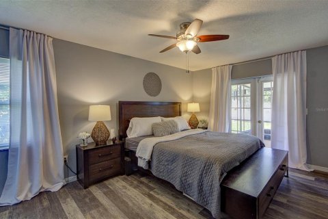 House in Riverview, Florida 4 bedrooms, 166.48 sq.m. № 2199475 - photo 2