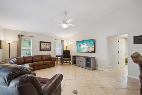 Villa ou maison à vendre à Leesburg, Floride: 3 chambres, 206.34 m2 № 2155806 - photo 4