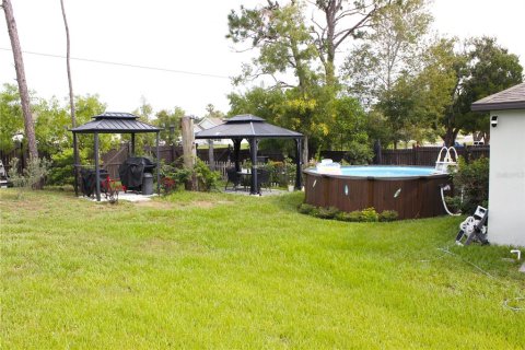 House in Spring Hill, Florida 3 bedrooms, 185.62 sq.m. № 2202920 - photo 11