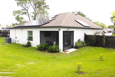 House in Spring Hill, Florida 3 bedrooms, 185.62 sq.m. № 2202920 - photo 8