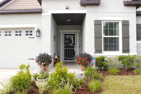 House in Spring Hill, Florida 3 bedrooms, 185.62 sq.m. № 2202920 - photo 6