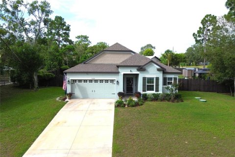 House in Spring Hill, Florida 3 bedrooms, 185.62 sq.m. № 2202920 - photo 3