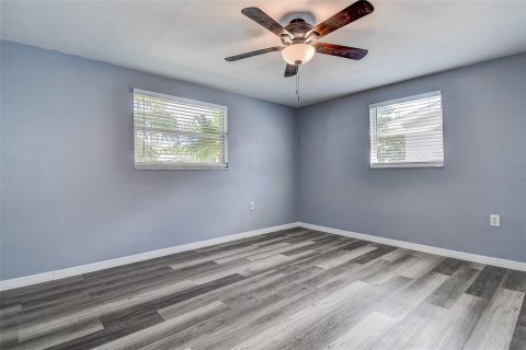Casa en venta en Holiday, Florida, 3 dormitorios, 139.73 m2 № 1908676 - foto 21