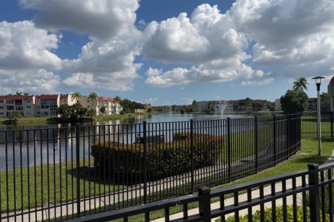 Copropriété à vendre à Sunrise, Floride: 1 chambre, 57.6 m2 № 2183462 - photo 13