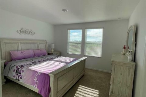 Townhouse in Wesley Chapel, Florida 3 bedrooms, 127.55 sq.m. № 2203850 - photo 15