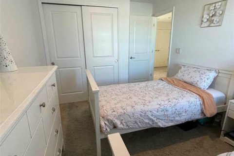Townhouse in Wesley Chapel, Florida 3 bedrooms, 127.55 sq.m. № 2203850 - photo 17