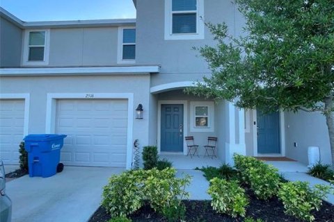 Adosado en Wesley Chapel, Florida 3 dormitorios, 127.55 m2 № 2203850