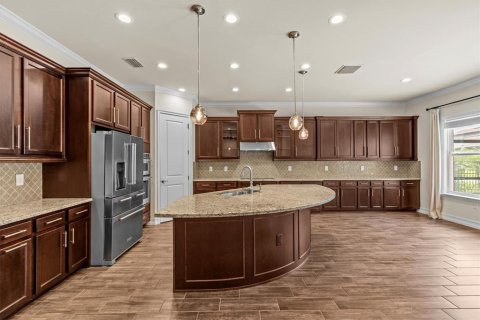 House in Wesley Chapel, Florida 4 bedrooms, 304.16 sq.m. № 1847890 - photo 2