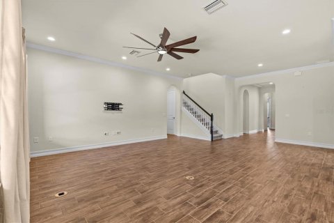 House in Wesley Chapel, Florida 4 bedrooms, 304.16 sq.m. № 1847890 - photo 10