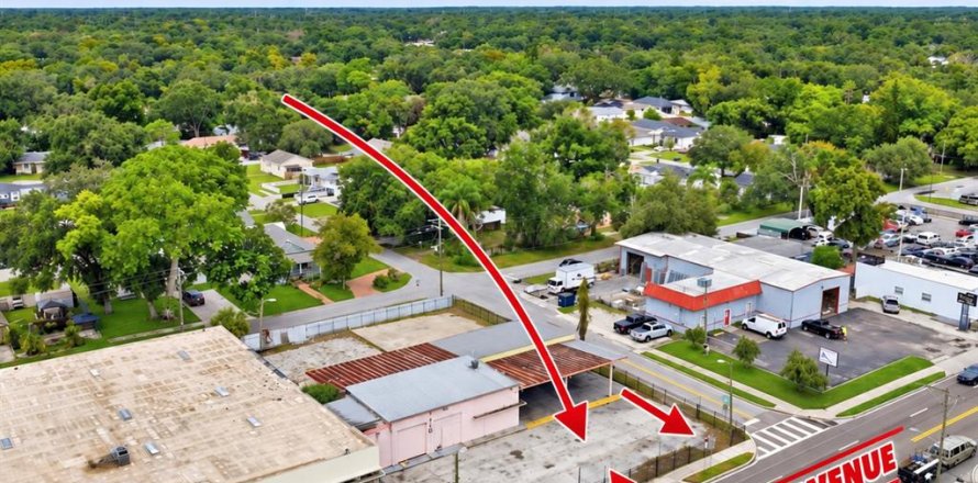 Immobilier commercial à Tampa, Floride 235.6 m2 № 2401203
