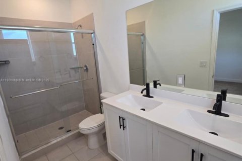 Adosado en alquiler en Homestead, Florida, 3 dormitorios, 123.37 m2 № 1956680 - foto 14