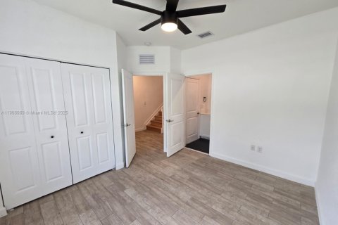 Adosado en alquiler en Homestead, Florida, 3 dormitorios, 123.37 m2 № 1956680 - foto 7