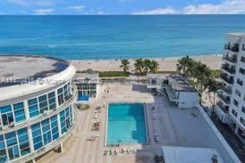 Appartement à louer à Miami Beach, Floride: 46.45 m2 № 1860042 - photo 18