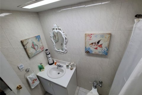 Appartement à louer à Miami Beach, Floride: 46.45 m2 № 1860042 - photo 8