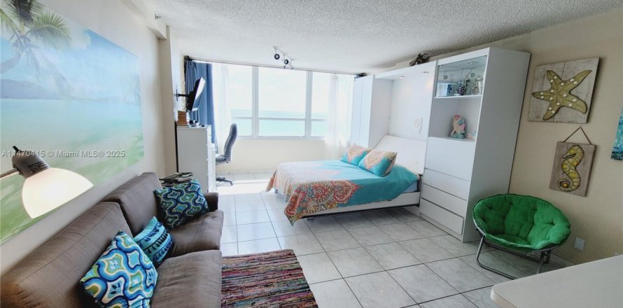 Studio à Miami Beach, Floride № 1860042
