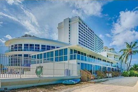 Appartement à louer à Miami Beach, Floride: 46.45 m2 № 1860042 - photo 17