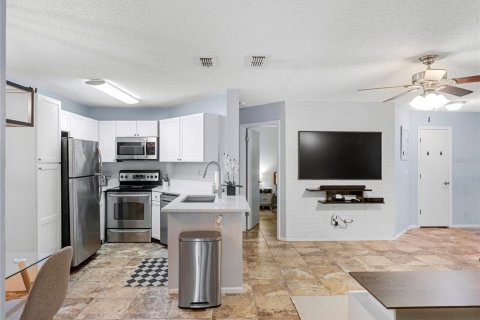 Copropriété à vendre à Lake Mary, Floride: 3 chambres, 102.19 m2 № 2383622 - photo 6