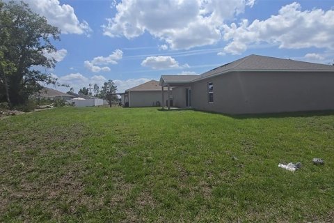 Villa ou maison à vendre à Poinciana, Floride: 3 chambres, 115.48 m2 № 2341583 - photo 4