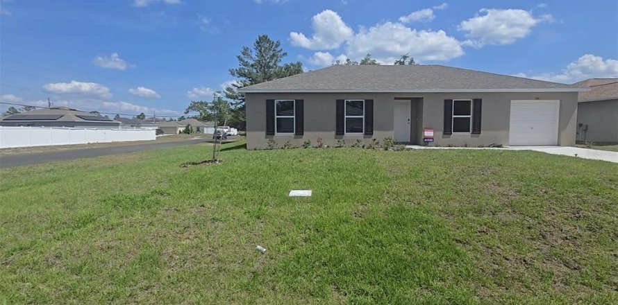 Villa ou maison à Poinciana, Floride 3 chambres, 115.48 m2 № 2341583