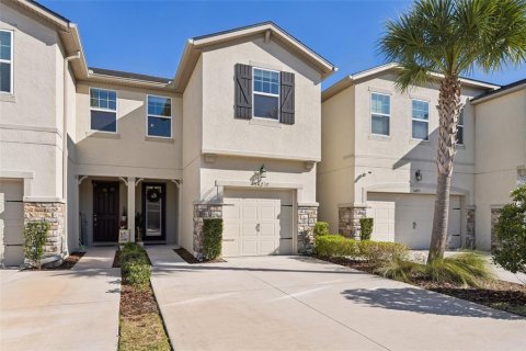 Townhouse in Tampa, Florida 3 bedrooms, 159.42 sq.m. № 2113770