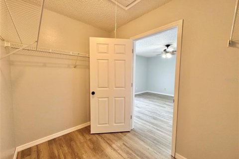 Condo in Winter Haven, Florida, 2 bedrooms  № 1636477 - photo 20