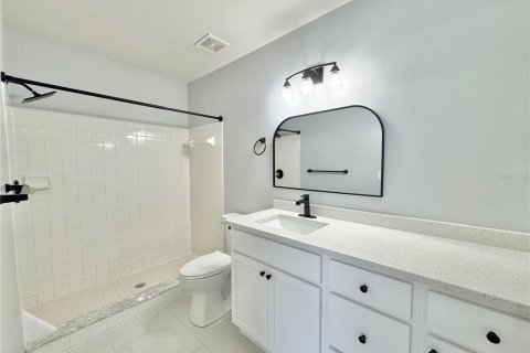 Condo in Winter Haven, Florida, 2 bedrooms  № 1636477 - photo 17