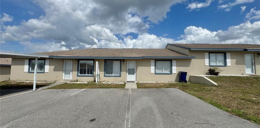 Condo in Winter Haven, Florida, 2 bedrooms  № 1636477