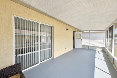 Condo in Winter Haven, Florida, 2 bedrooms  № 1636477 - photo 26