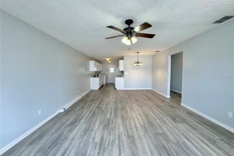 Condo in Winter Haven, Florida, 2 bedrooms  № 1636477 - photo 3