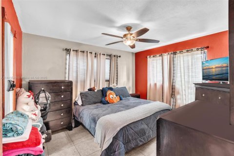 House in Homestead, Florida 3 bedrooms, 120.03 sq.m. № 1791095 - photo 13