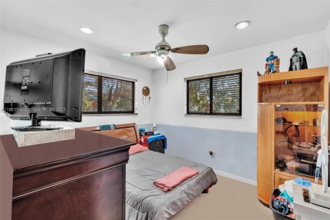 House in Homestead, Florida 3 bedrooms, 120.03 sq.m. № 1791095 - photo 16