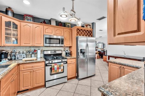 House in Homestead, Florida 3 bedrooms, 120.03 sq.m. № 1791095 - photo 12