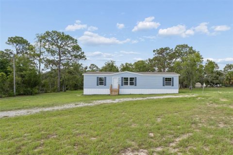 House in Brooksville, Florida 3 bedrooms, 138.7 sq.m. № 2197323