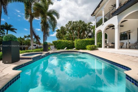 Villa ou maison à louer à Fort Lauderdale, Floride: 4 chambres, 433.39 m2 № 1977251 - photo 23