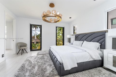 Villa ou maison à louer à Fort Lauderdale, Floride: 4 chambres, 433.39 m2 № 1977251 - photo 21