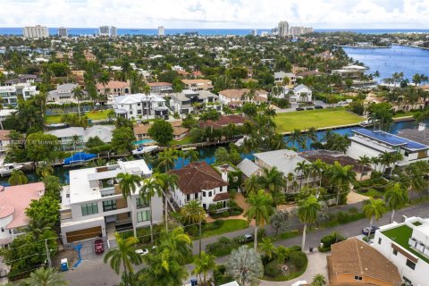 Villa ou maison à louer à Fort Lauderdale, Floride: 4 chambres, 433.39 m2 № 1977251 - photo 29