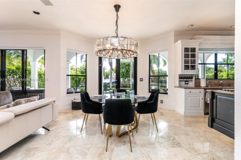 Villa ou maison à louer à Fort Lauderdale, Floride: 4 chambres, 433.39 m2 № 1977251 - photo 4