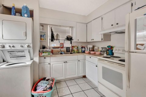Immobilier commercial à vendre à Bradenton, Floride: 4 chambres, 139.35 m2 № 1684674 - photo 10