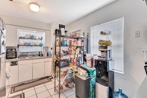 Immobilier commercial à vendre à Bradenton, Floride: 4 chambres, 139.35 m2 № 1684674 - photo 18
