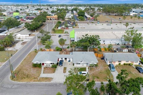 Immobilier commercial à vendre à Bradenton, Floride: 4 chambres, 139.35 m2 № 1684674 - photo 21