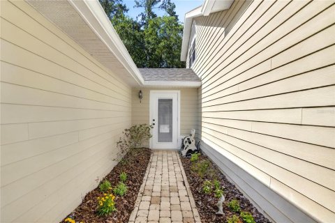 House in Gainesville, Florida 4 bedrooms, 339.56 sq.m. № 2225328 - photo 25