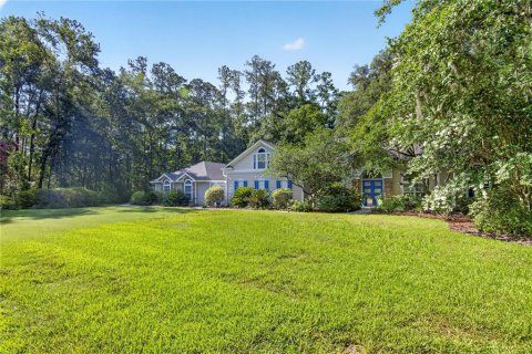 House in Gainesville, Florida 4 bedrooms, 339.56 sq.m. № 2225328 - photo 6