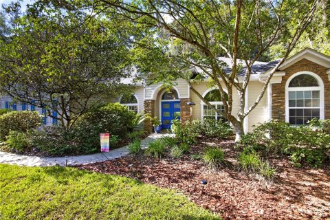 House in Gainesville, Florida 4 bedrooms, 339.56 sq.m. № 2225328 - photo 26