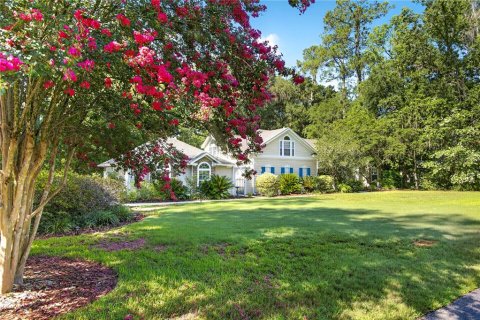 House in Gainesville, Florida 4 bedrooms, 339.56 sq.m. № 2225328 - photo 8
