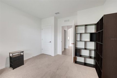 House in Kissimmee, Florida 4 bedrooms, 173.91 sq.m. № 2259130 - photo 14