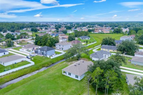 House in Kissimmee, Florida 4 bedrooms, 173.91 sq.m. № 2259130 - photo 25