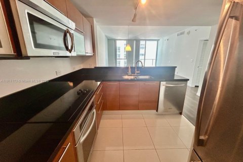 Купить кондоминиум в Майами, Флорида 1 спальня, 74.88м2, № 1967200 - фото 4