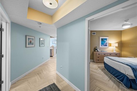 Купить кондоминиум в Норт-Редингтон-Бич, Флорида 7 комнат, 142.51м2, № 1908618 - фото 30