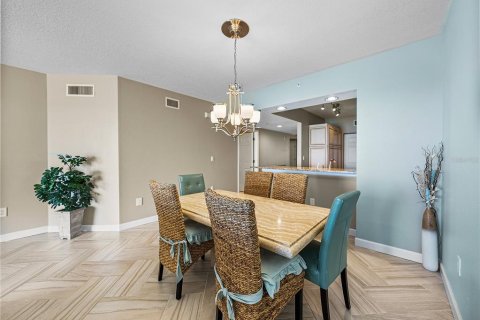 Купить кондоминиум в Норт-Редингтон-Бич, Флорида 7 комнат, 142.51м2, № 1908618 - фото 12