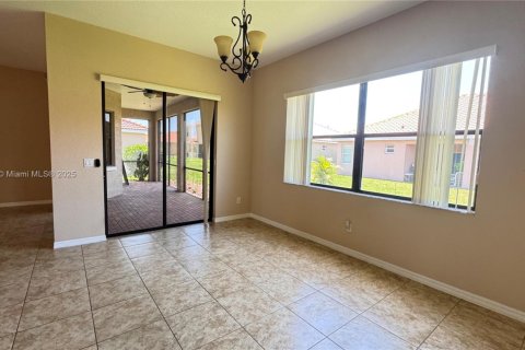 Casa en venta en Kissimmee, Florida, 3 dormitorios, 159.7 m2 № 1867371 - foto 21